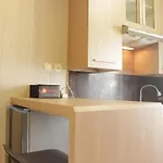 Strategic & Comfy Studio At Gateway Cicadas Apartment By Travelio